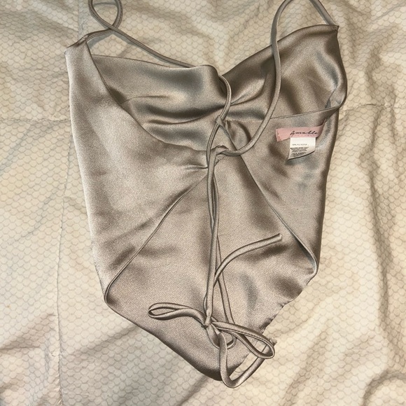 Open back top - Picture 3 of 4